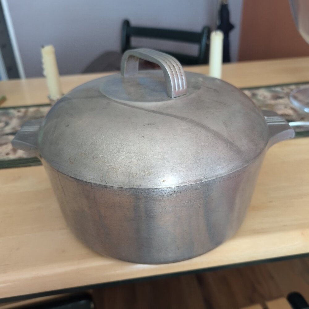 Wagner Ware Sidney -O- Magnalite 4248 P Dutch Oven Stockpot Roaster 5qt VTG - Picture 7 of 7